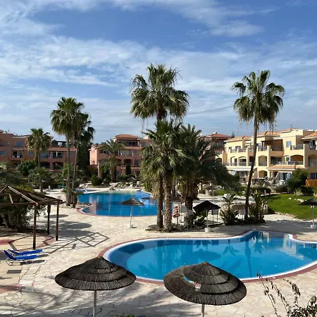 Tropical Paradise In Harbour Paphos, Central & Close To Beach Exterior photo